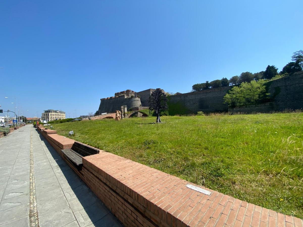 Mondo Vacanze Lägenhet Savona Exteriör bild
